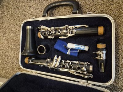 Artley Clarinet with Warranty