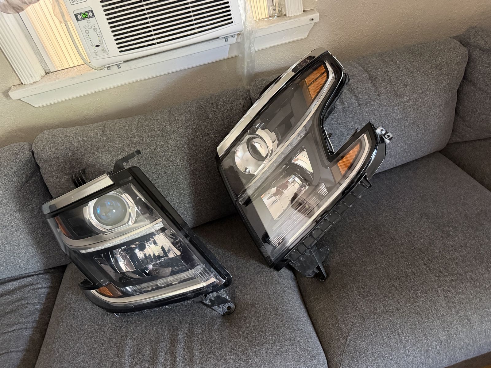 OEM Headlight Assembly Pair Left and Right