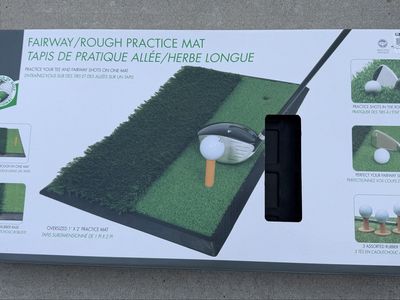 Golf Fairway & Rough Practice Mat (1' x 2') with 3 Rubber Tees