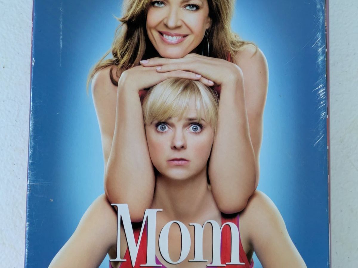 Main image 3