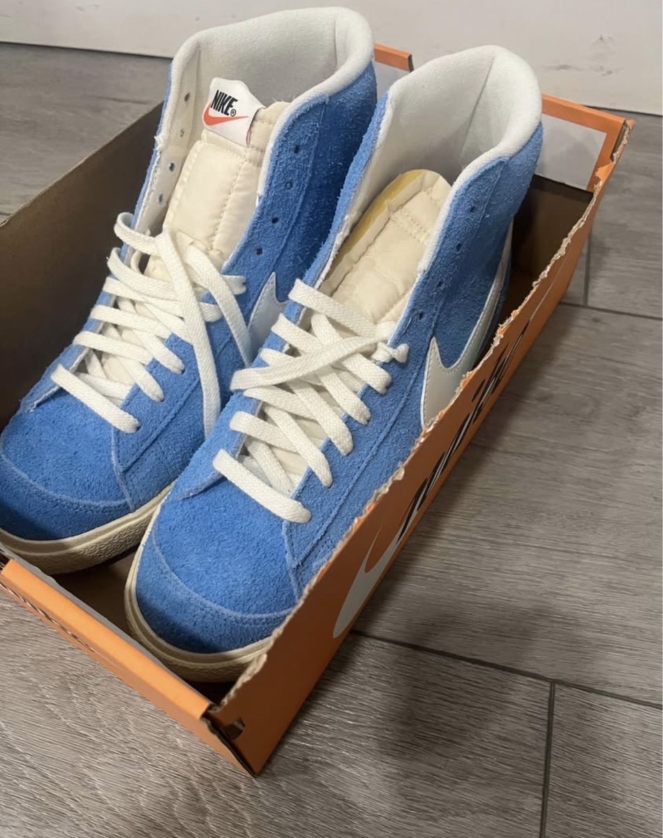 Nike Blazer Mid '77 Vintage Glacier Blue Suede High Top Sneakers