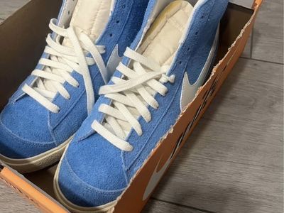 Nike Blazer Mid '77 Vintage Glacier Blue Suede High Top Sneakers