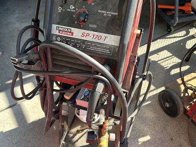 Lincoln Electric SP-170T MIG Welder