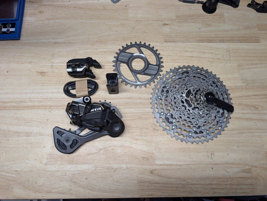 Shimano XTR Di2 12 Speed Wireless Groupset 
