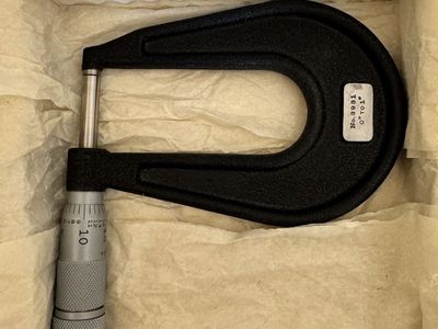 Lufkin No. 3931 Chrome Clad Deep Throat Micrometer 0-1 inch with Ratchet Cap in Box