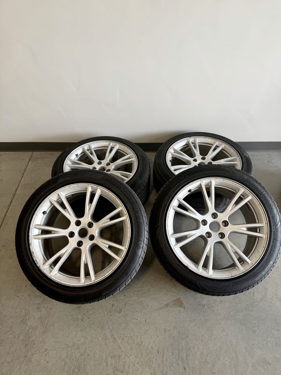 Tesla Wheels & Tires 5x114.3