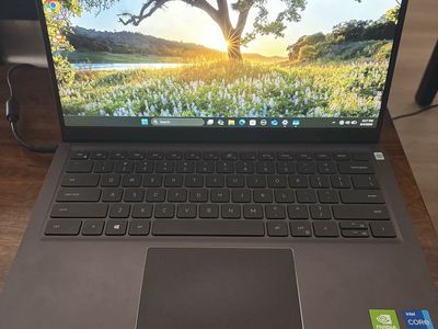 Dell Vostro 14 5410 Laptop - 14" Intel i7-11370H 8GB RAM 512GB SSD NVIDIA MX450