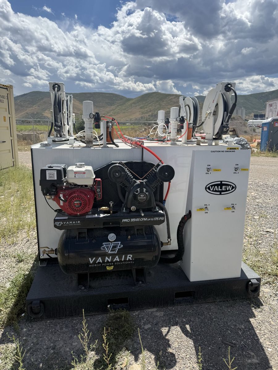 Valew Service Skid with Valair Pro 35 Air Compressor 