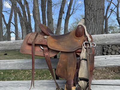 Saddle
