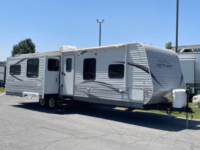 2013 JAYCO JAY FLIGHT 33RLDS