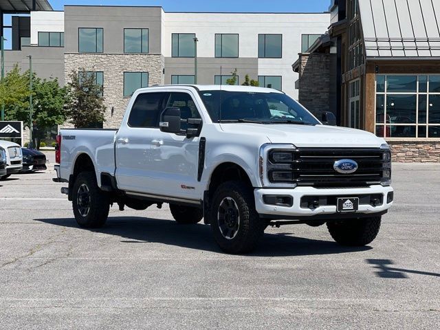 2025 Ford F-350 Platinum