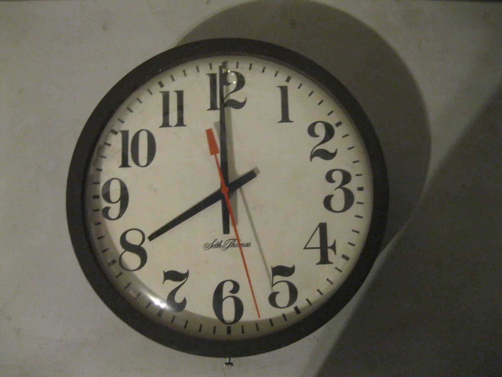 Vintage Seth Thomas Analog Wall Clock