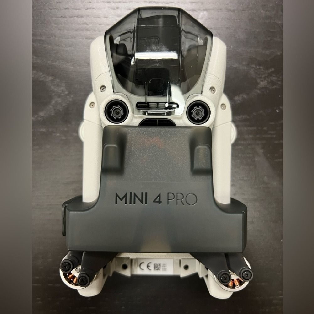 Main image 6