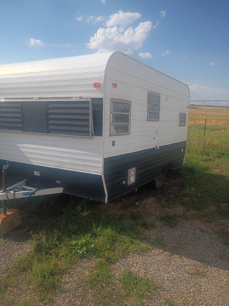 Vintage Bumper Pull Travel Trailer Camper - White and Navy, Functional Kitchenette