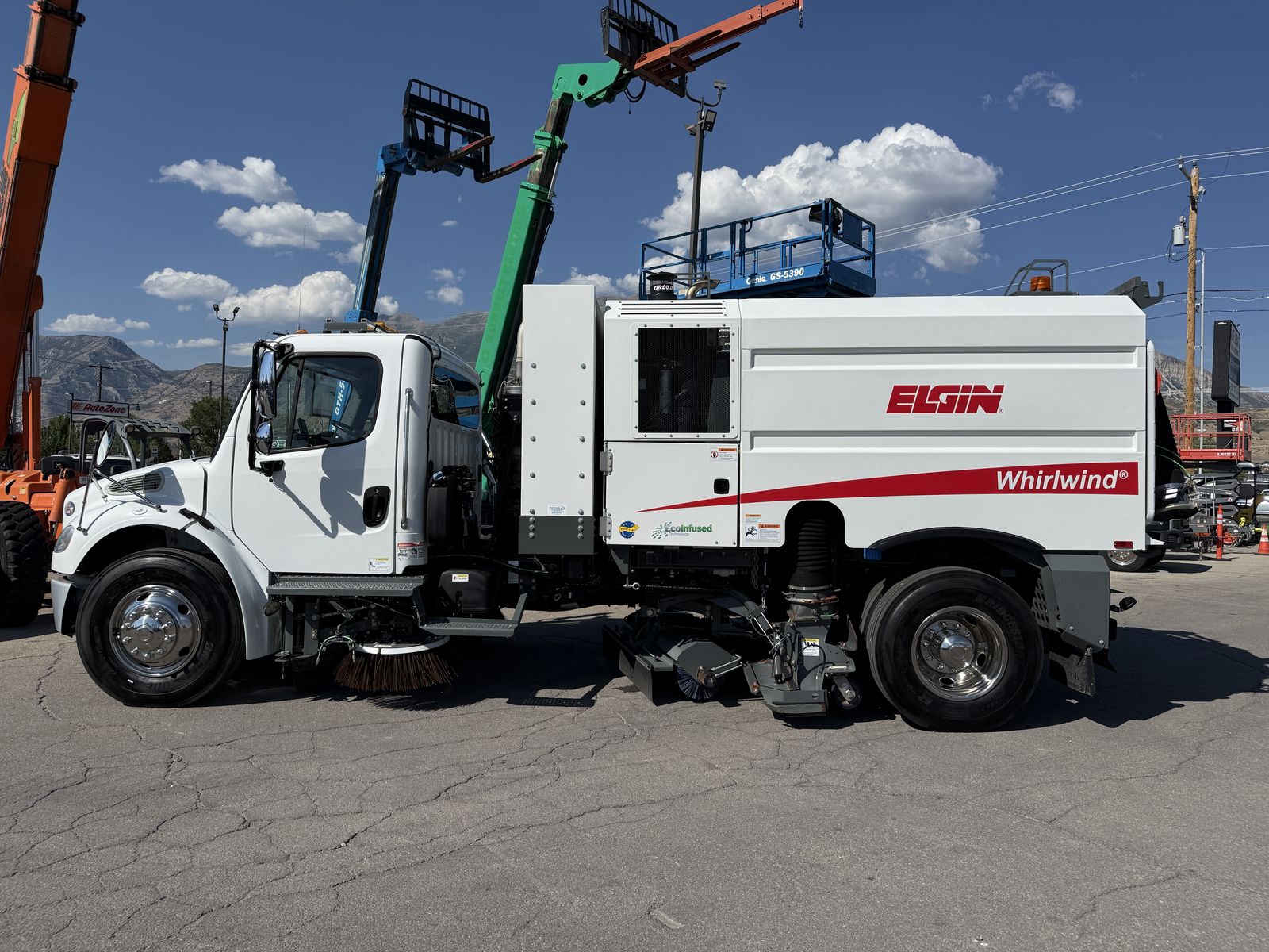 Used Sweeper Truck 2021 Freightliner M2 Elgin Whirlwind LOW MILES!! Diesel