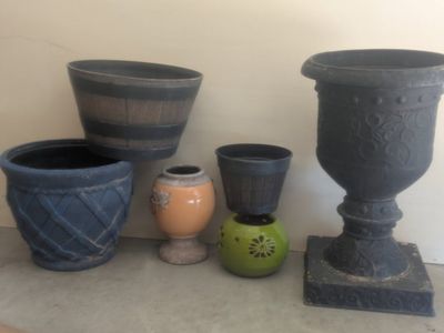 Pots & Planters