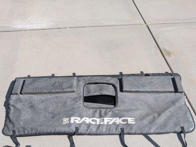 Raceface Tailgate Pad for Bikes