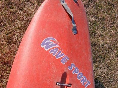 Whitewater kayak