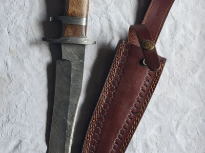 Beautiful Damascus Hunting Knife