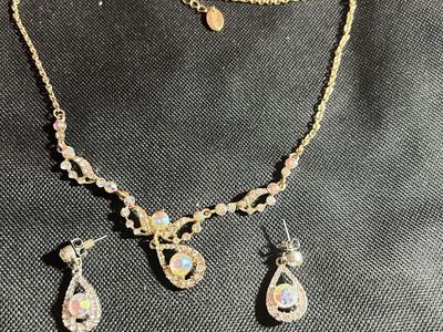 Sparkling Gold Tone Statement Necklace & Dangle Earrings Set - Iridescent Gemstone Accents