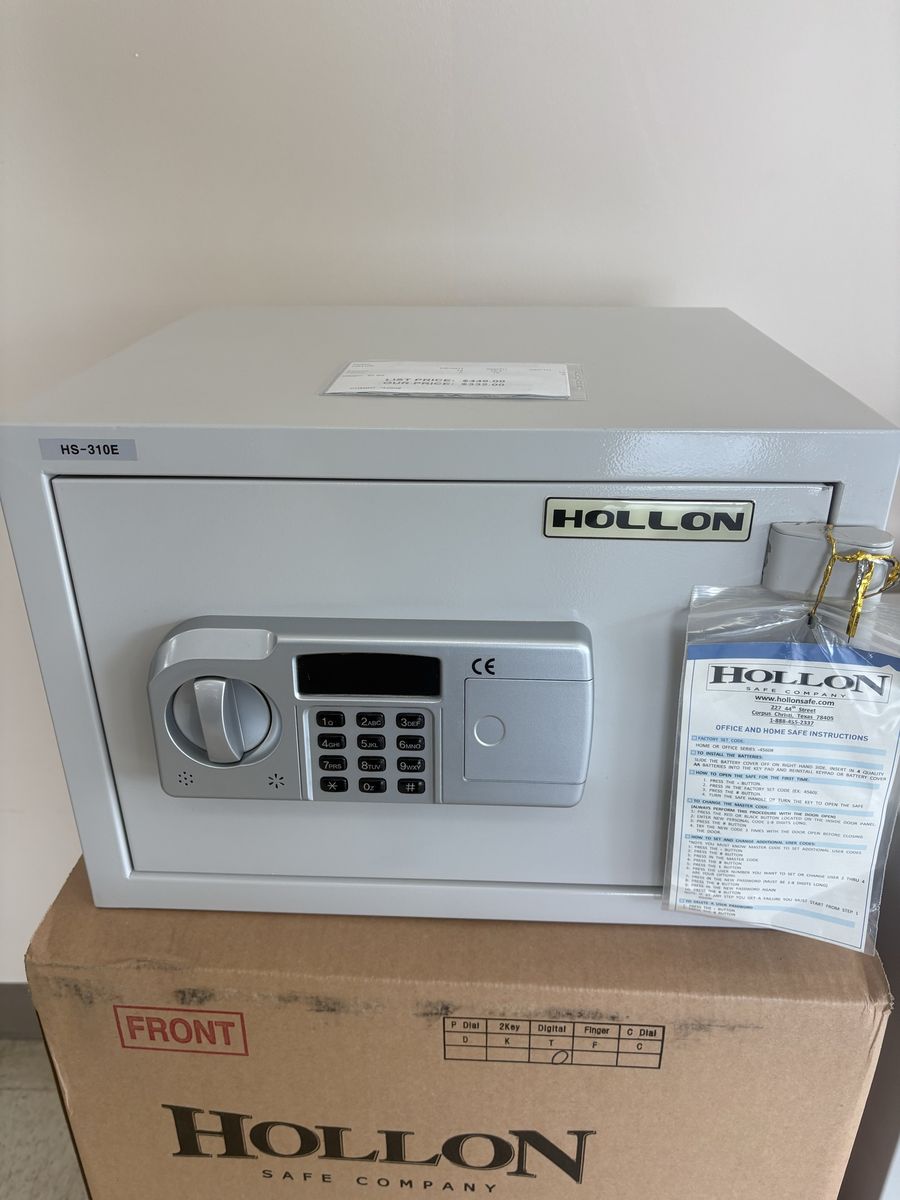 Hollon Safe. OVERSTOCK SALE!!!