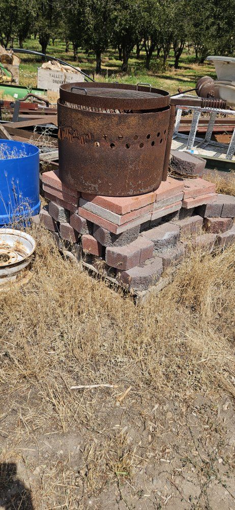 Rustic Outdoor Fire Pit / BBQ Grill - Heavy Duty Steel with Grate