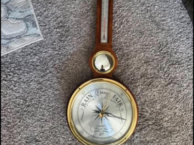 VINTAGE HOWARD MILLER LARGE WOOD BAROMETER