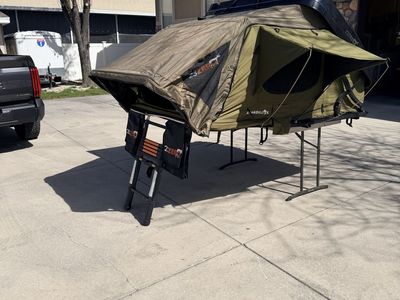 Car Roof Tent - 23Zero Hard Shell