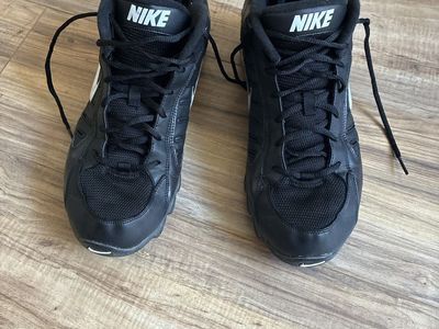 Nike Men's Black Football Cleats Turf Shoes Size 9.5