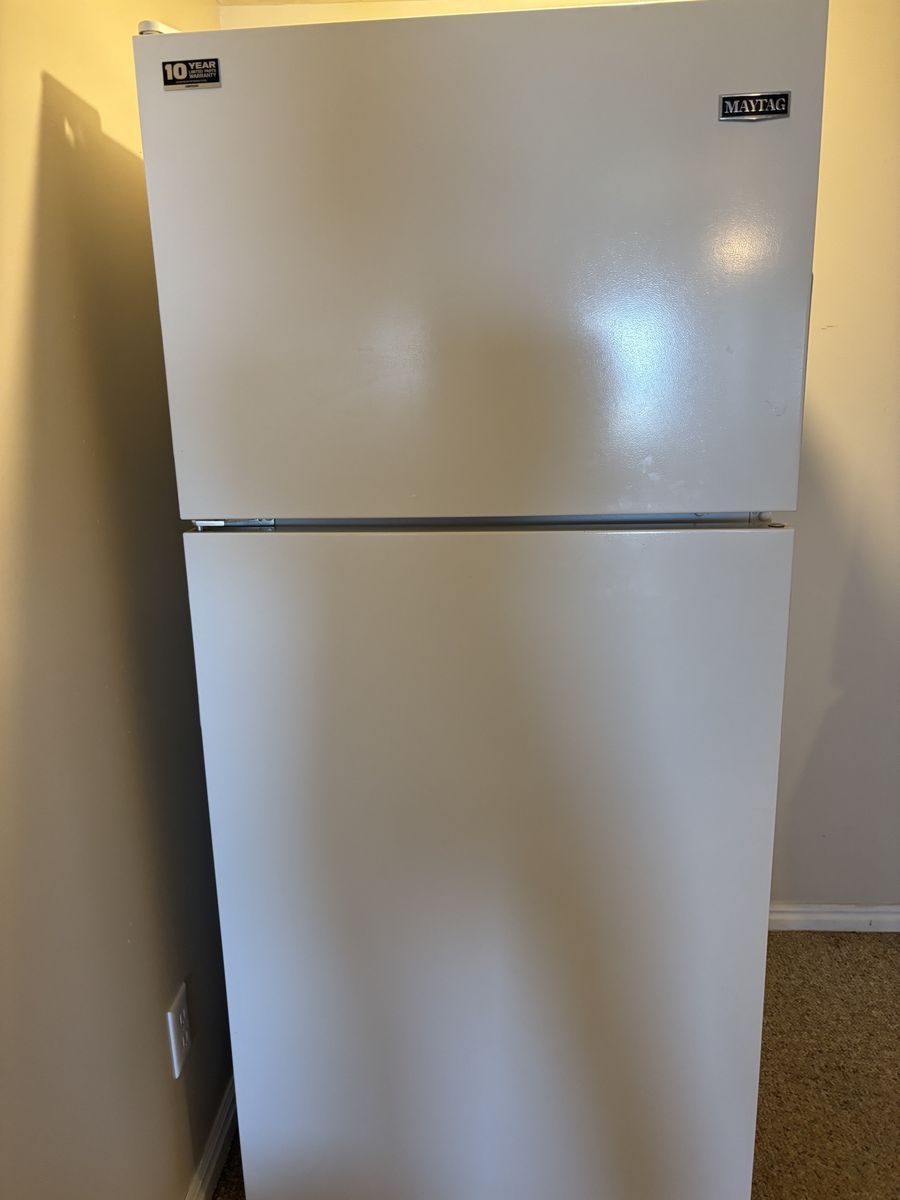 Maytag Top‑Freezer Refrigerator