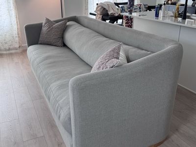 Sofa/couch