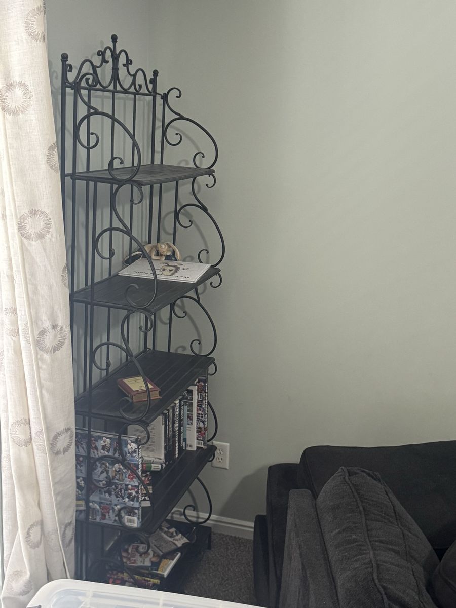Misc Furniture and Appliances