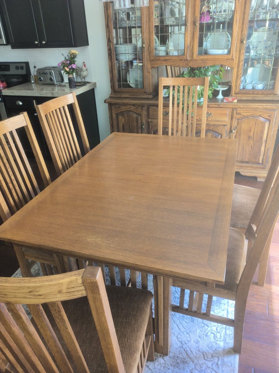kitchen table with chairs