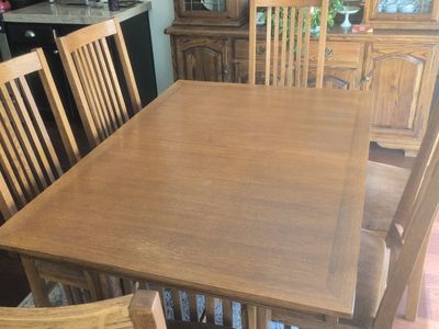 kitchen table with chairs