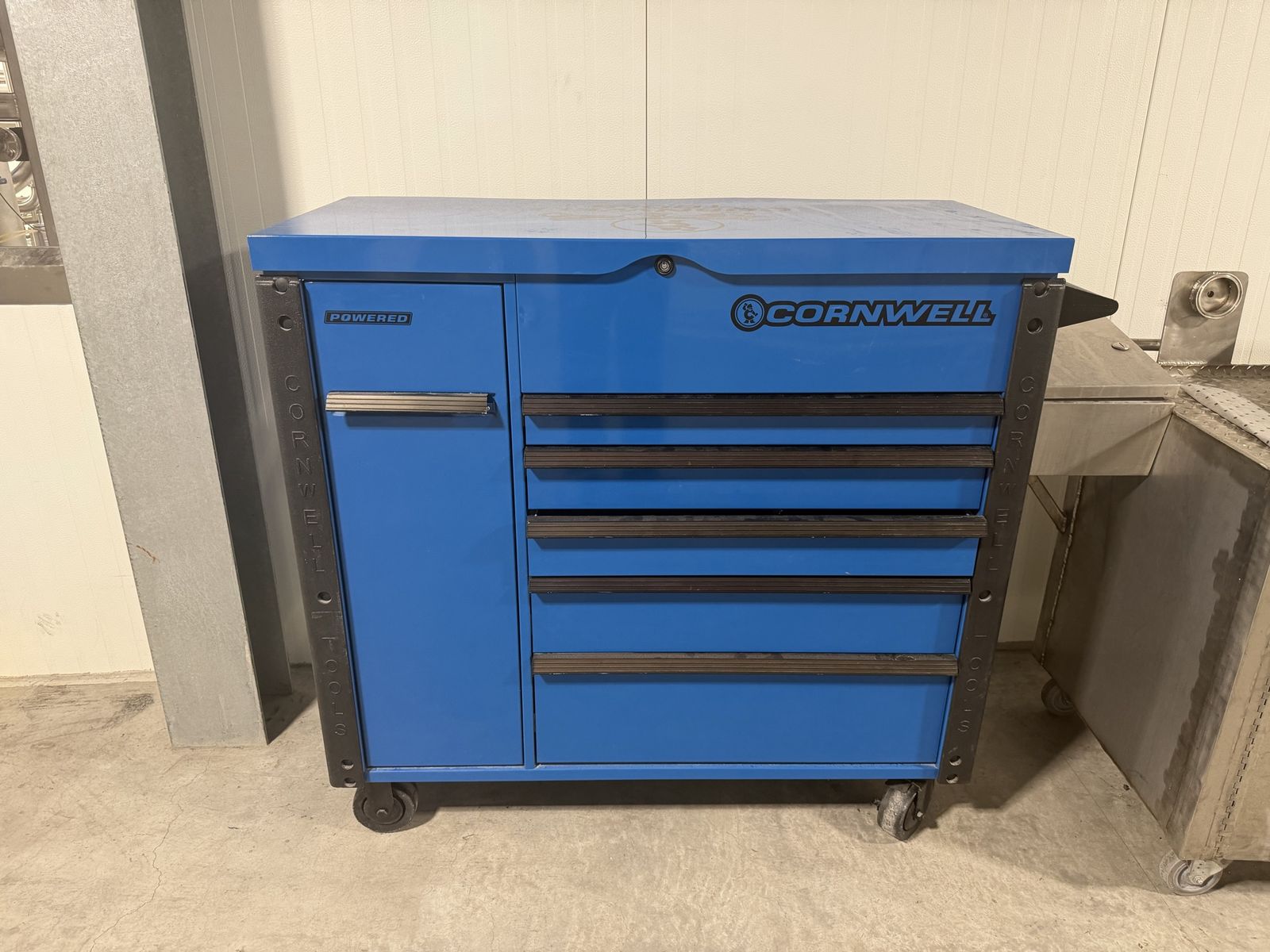Cornwell powered tool box 