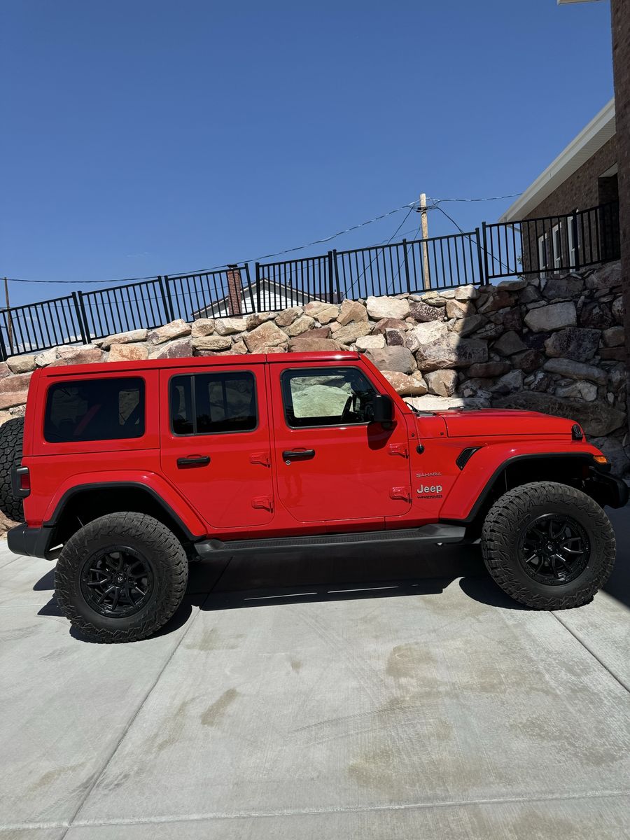 2021 Jeep Wrangler Unlimited Sahara