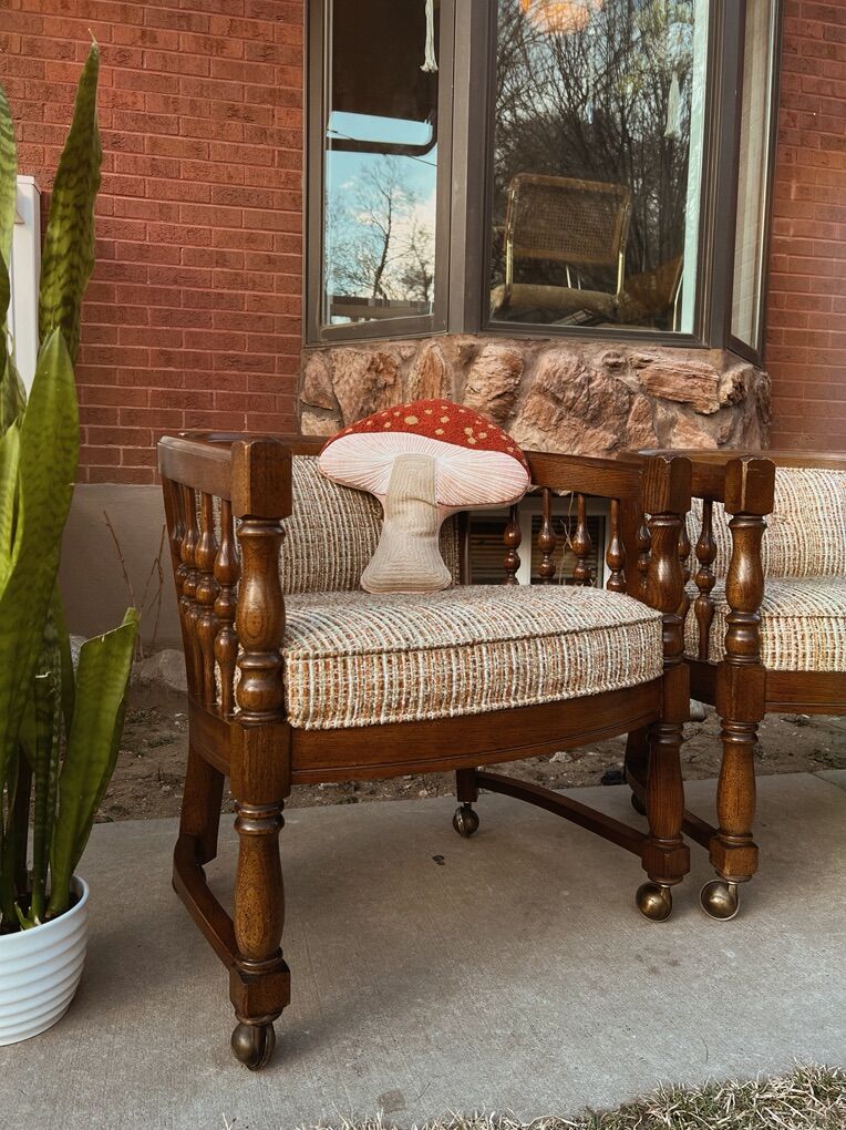 Vintage 1970s Retro Captain Chairs | Barrel Chairs