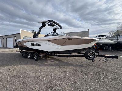 2024 Malibu WakeSetter 26 LSV – LT4 Supercharged – Fully Loaded