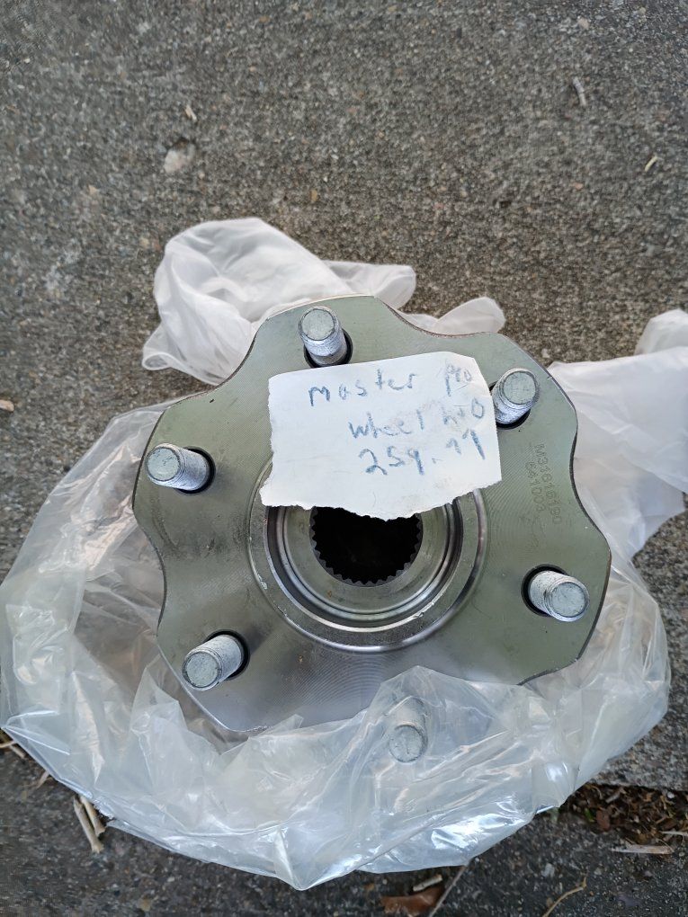 Main image 6