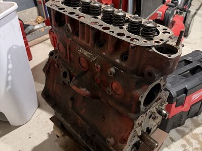 MGB Engine Block & Cylinder Head - 18GB (Needs Rebuild)