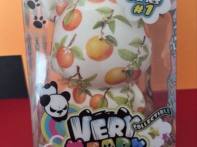 ORB Very Beary Series 1 Collectible Figure - Peach Fruit Print