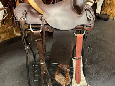14" Brad McClellan - Ranch/rope saddle