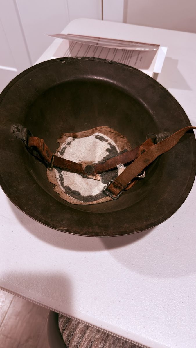 Main image 5