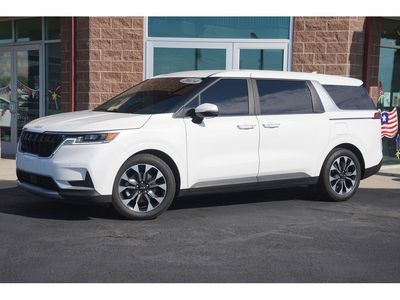 2024 Kia Carnival EX