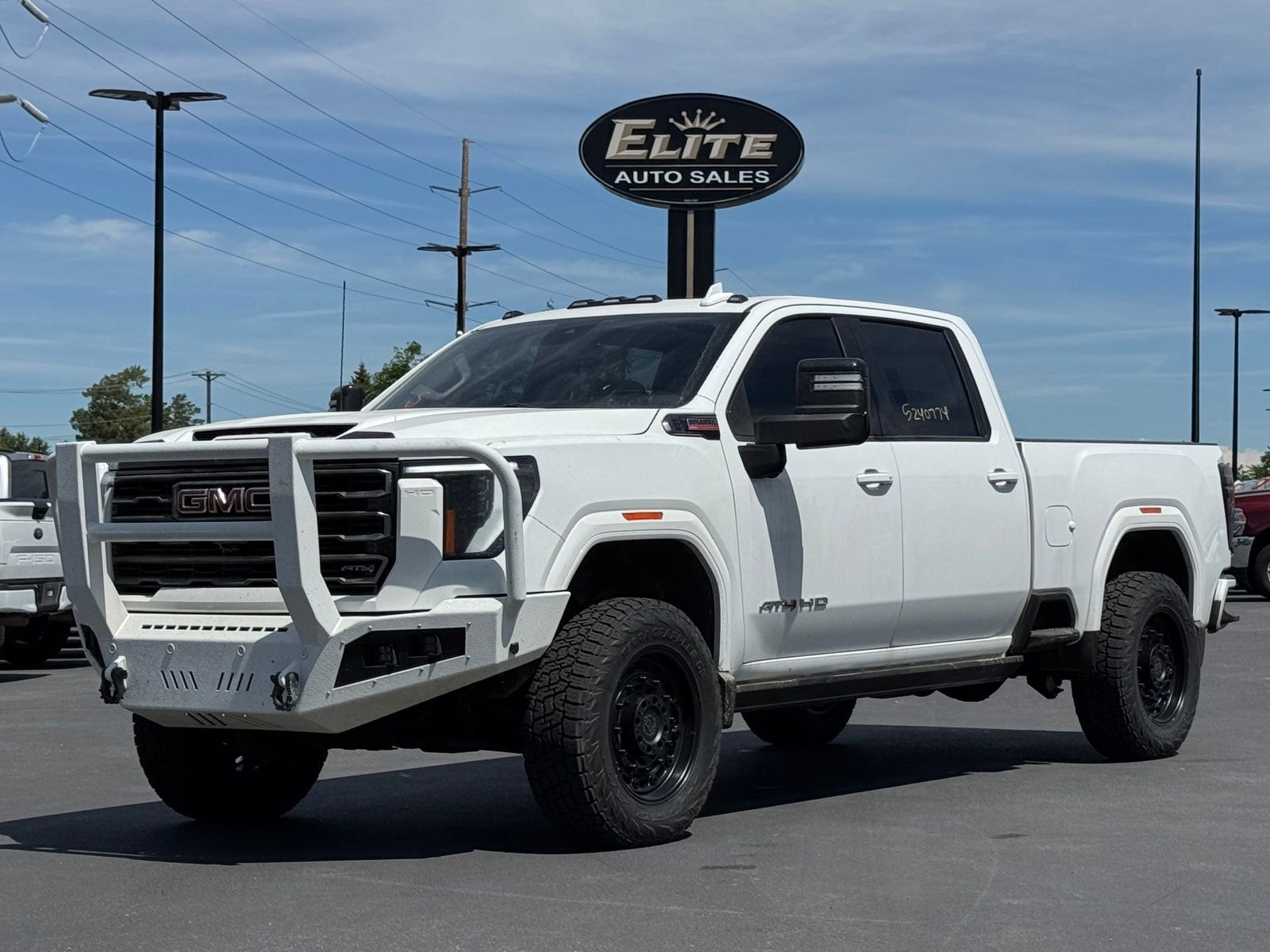 2024 GMC 2500 AT4