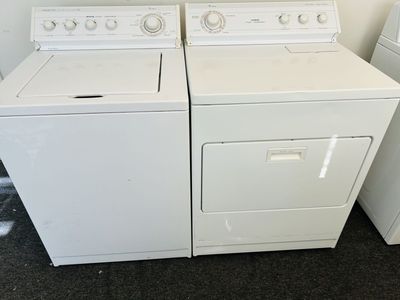 Heavy duty whirlpool washer and dryer set