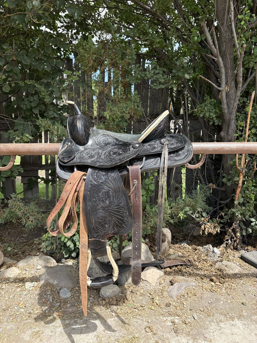 Main image 3