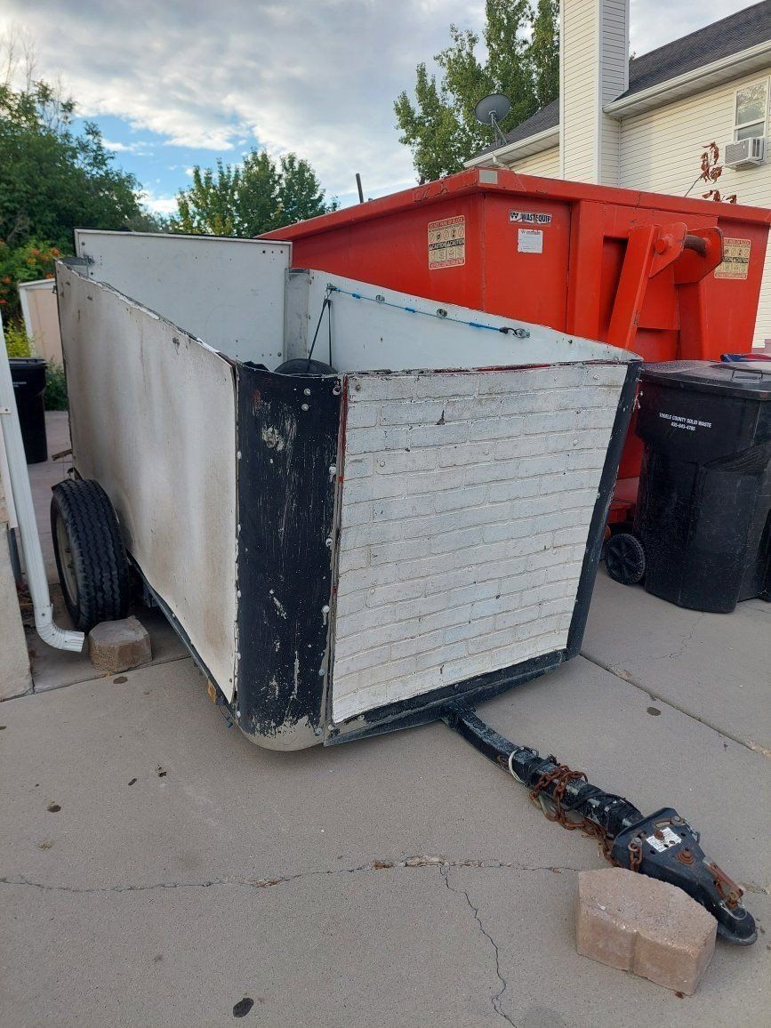 8½x4½ f5 moving trailer