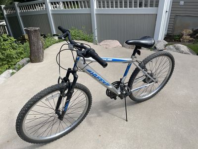 Huffy Highland Mountain Bike 26" tires