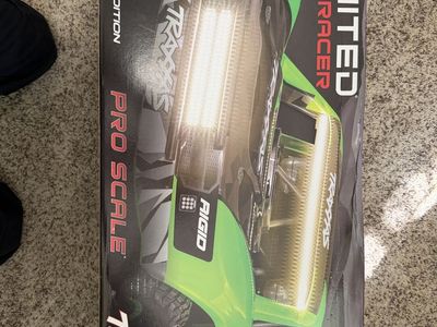 Traxxas Rigid Edition Unlimited Desert Racer